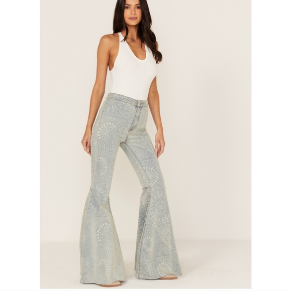Free People Denim - Free people light wash high rise geo print just float on flare jeans.
